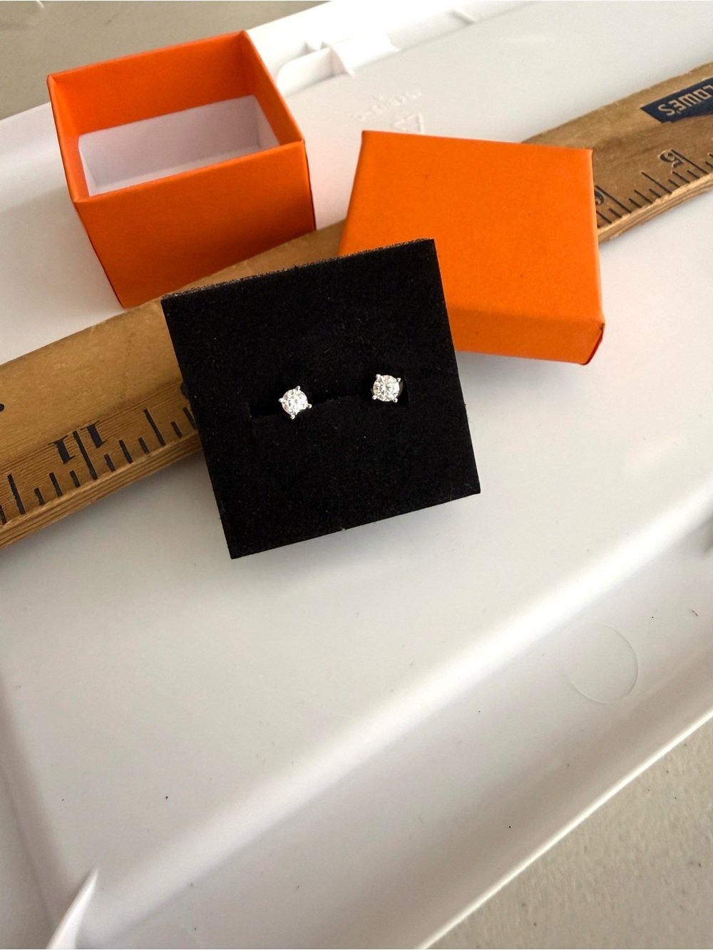New 925 Sterling Silver Stud Earnings